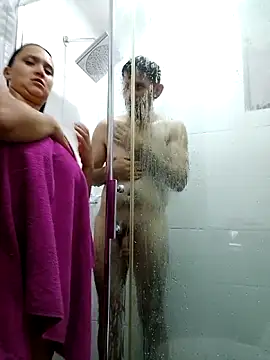 Snapshot of Esmeralda333 chatting on March 2026 08:25:01 PM Esmeralda333 online show from March 2026 08:25:01 PM