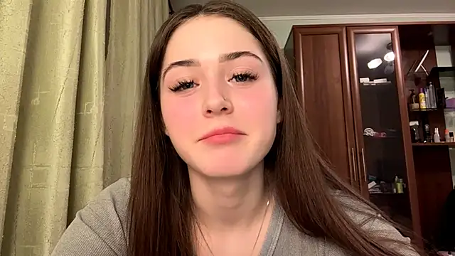 Snapshot of Adel_strongwoman chatting on March 2026 07:39:01 PM Adel strongwoman online show from March 2026 07:39:01 PM