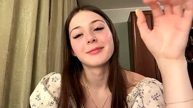 Snapshot of Adel_strongwoman chatting on April 2026 06:24:02 PM Adel strongwoman online show from April 2026 06:24:02 PM