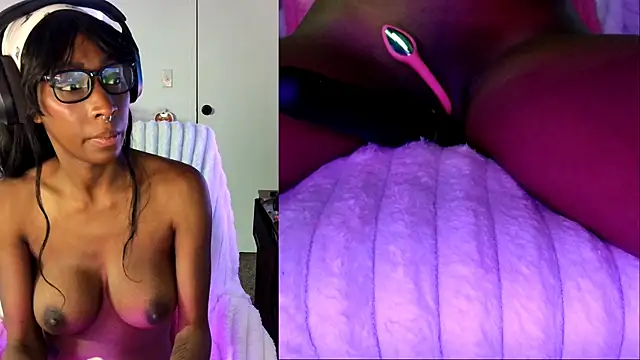 alys at college online show from October 2025 12:35:01 PM