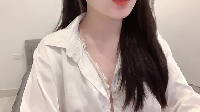    Lily    online show from June 2026 04:30:02 PM