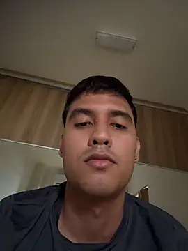 Snapshot of Lucasgonxalex chatting on July 2026 02:32:01 PM Lucasgonxalex online show from July 2026 02:32:01 PM