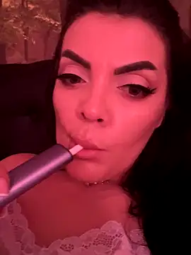 LeaRos online show from September 2025 12:21:01 PM