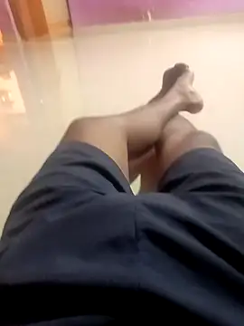 Snapshot of newboygoa chatting on September 2025 02:27:01 PM newboygoa online show from September 2025 02:27:01 PM