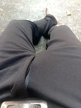 Snapshot of newboygoa chatting on October 2025 10:24:02 AM newboygoa online show from October 2025 10:24:02 AM