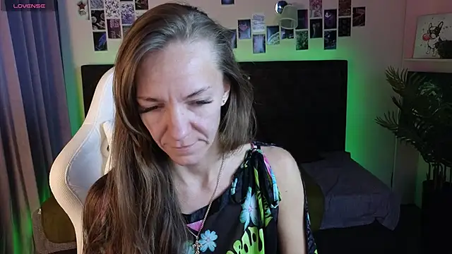 Jesica mooon online show from October 2025 01:27:01 AM