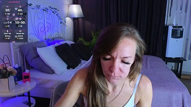 Jesica mooon online show from November 2025 01:29:01 AM