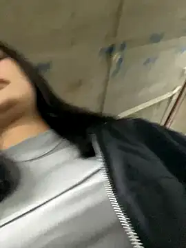   BabyShowPublic   online show from September 2025 12:51:01 PM