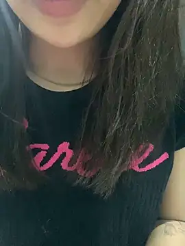   BabyShowPublic   online show from December 2025 04:49:02 PM