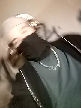 Kaosmikey online show from February 2026 10:46:02 PM