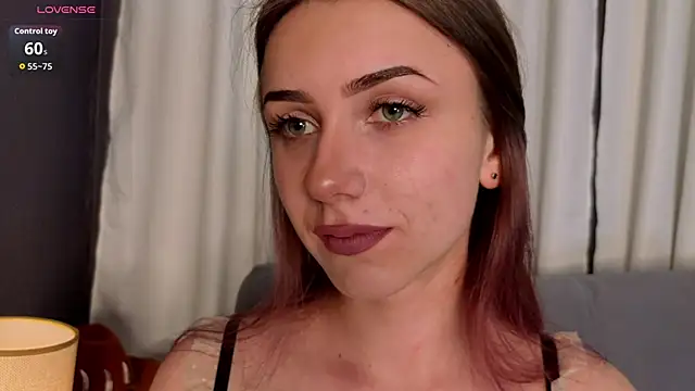 Snapshot of thelittlecowgirl chatting on April 2026 08:51:01 PM thelittlecowgirl online show from April 2026 08:51:01 PM