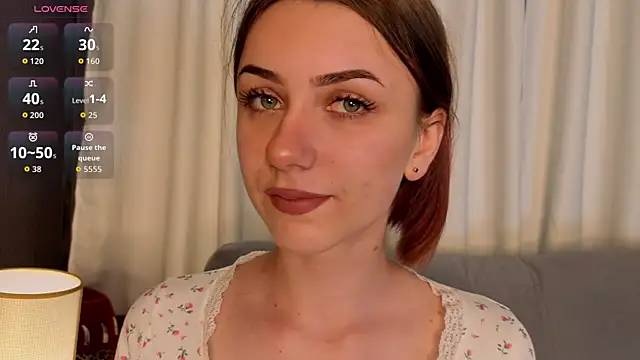 Snapshot of thelittlecowgirl chatting on April 2026 02:45:01 AM thelittlecowgirl online show from April 2026 02:45:01 AM