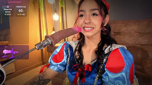 RACHELRUIZ online show from October 2025 03:13:01 PM