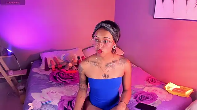 nyxmoonhells online show from October 2025 07:44:02 PM