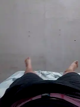 Snapshot of feraanderson chatting on December 2025 01:59:02 PM feraanderson online show from December 2025 01:59:02 PM