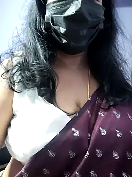 mallu-lover online show from November 2025 01:27:02 AM