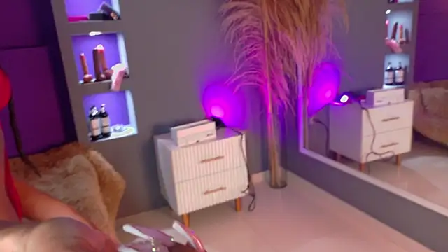 Snapshot of amy_miller1 chatting on January 2026 08:54:02 PM amy miller1 online show from January 2026 08:54:02 PM