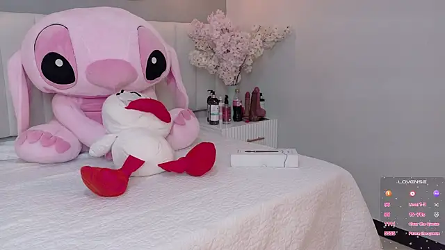 Snapshot of amy_miller1 chatting on February 2026 08:04:02 PM amy miller1 online show from February 2026 08:04:02 PM