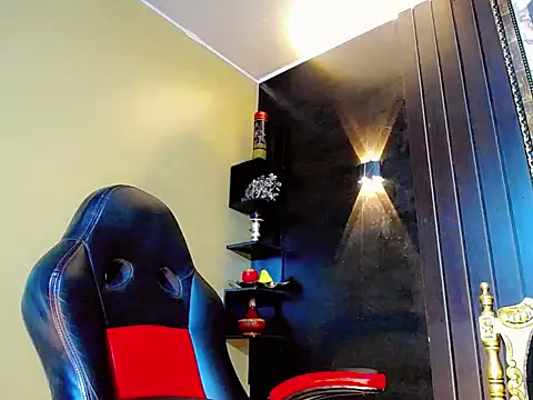 Kimberly Vazquez online show from December 2025 03:24:02 AM