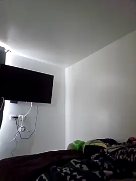 lunnaa  online show from September 2025 05:24:02 PM