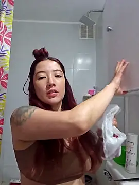 Snapshot of lunnaa_ chatting on January 2026 10:03:02 PM lunnaa online show from January 2026 10:03:02 PM