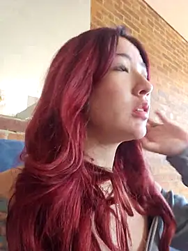 Snapshot of lunnaa_ chatting on February 2026 03:54:01 PM lunnaa online show from February 2026 03:54:01 PM