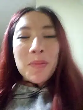 Snapshot of lunnaa_ chatting on March 2026 11:00:01 PM lunnaa online show from March 2026 11:00:01 PM