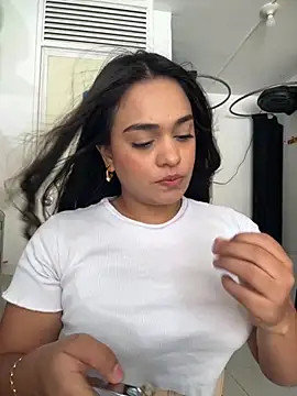 Snapshot of alana_dantes chatting on November 2025 03:03:01 PM alana dantes online show from November 2025 03:03:01 PM