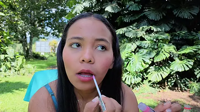 SophiaGuzman online show from February 2026 04:23:01 PM