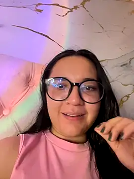 sara roy04  online show from September 2025 04:05:01 AM