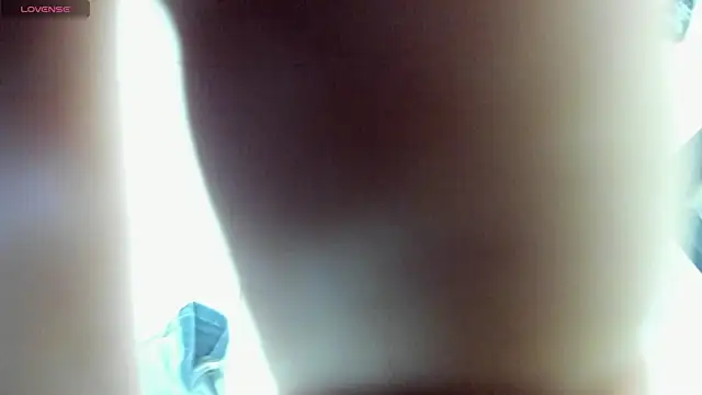 ALISSON BARKER online show from December 2025 12:14:02 PM