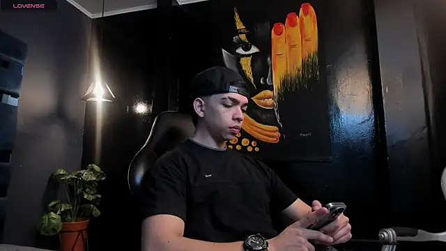 Eryonbradley online show from November 2025 11:23:02 AM