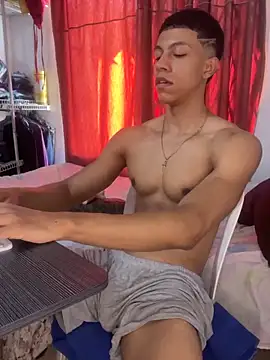 Snapshot of RickyEbony chatting on April 2026 08:07:02 PM RickyEbony online show from April 2026 08:07:02 PM