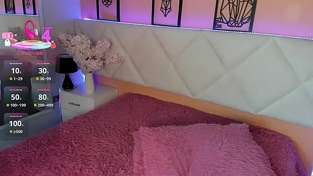 Snapshot of veronica_hill_ chatting on November 2025 03:05:02 AM veronica hill online show from November 2025 03:05:02 AM