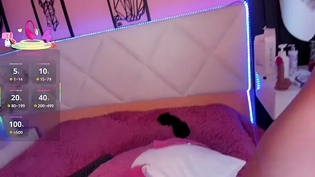 Snapshot of veronica_hill_ chatting on November 2025 07:13:02 AM veronica hill online show from November 2025 07:13:02 AM