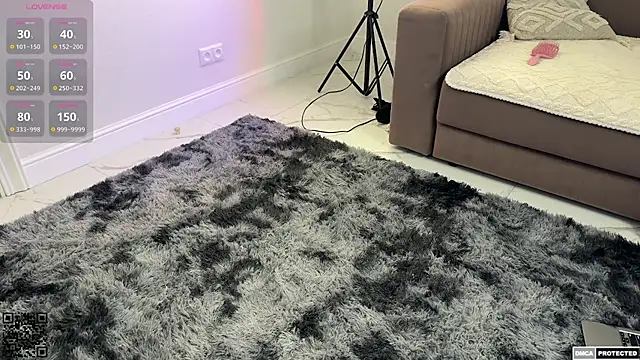 Snapshot of Exeltis chatting on April 2026 05:37:01 PM Exeltis online show from April 2026 05:37:01 PM