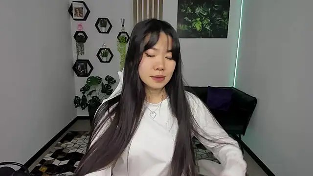 LunaPurrr online show from November 2025 01:14:02 AM