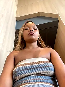 BaddestAss22 online show from October 2025 01:50:01 PM