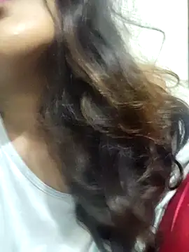 Snapshot of Cute_pinkii chatting on October 2025 08:20:02 PM Cute pinkii online show from October 2025 08:20:02 PM