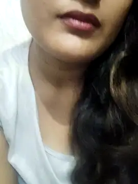 Snapshot of Cute_pinkii chatting on October 2025 07:53:02 PM Cute pinkii online show from October 2025 07:53:02 PM