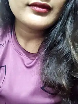 Snapshot of Cute_pinkii chatting on November 2025 07:45:02 PM Cute pinkii online show from November 2025 07:45:02 PM