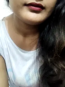 Snapshot of Cute_pinkii chatting on November 2025 07:41:02 PM Cute pinkii online show from November 2025 07:41:02 PM