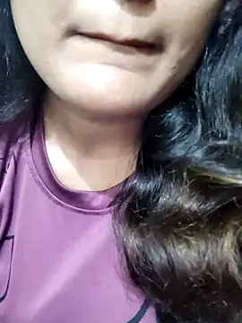 Snapshot of Cute_pinkii chatting on November 2025 07:35:02 PM Cute pinkii online show from November 2025 07:35:02 PM