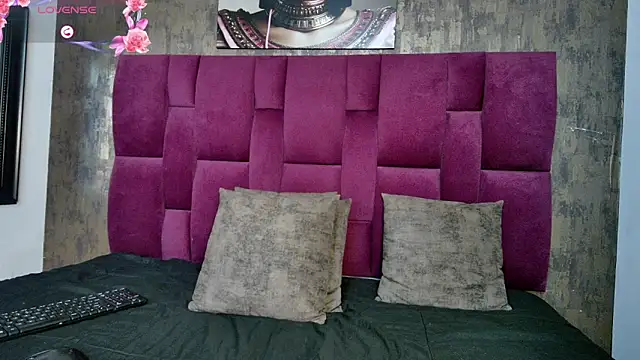 sophiasweet  1 online show from October 2025 12:24:02 PM