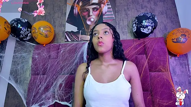 sophiasweet  1 online show from October 2025 12:34:02 PM