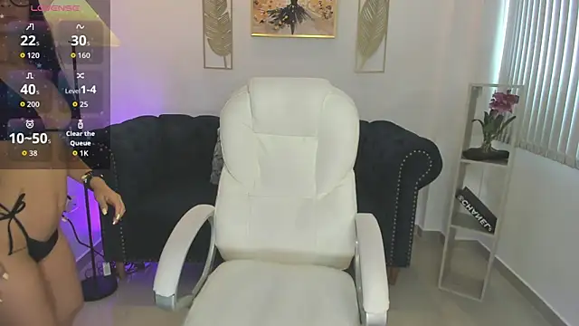 Melina Rouge online show from February 2026 07:29:01 PM