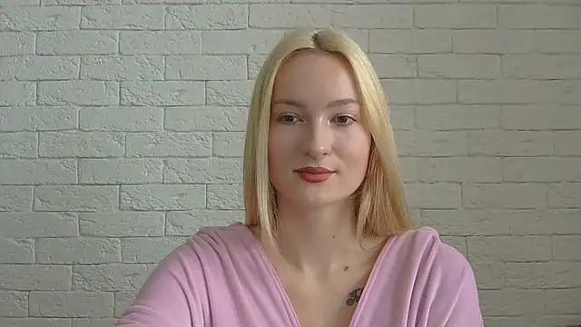 Snapshot of Alice_Sweet_01 chatting on January 2026 12:19:01 PM Alice Sweet 01 online show from January 2026 12:19:01 PM
