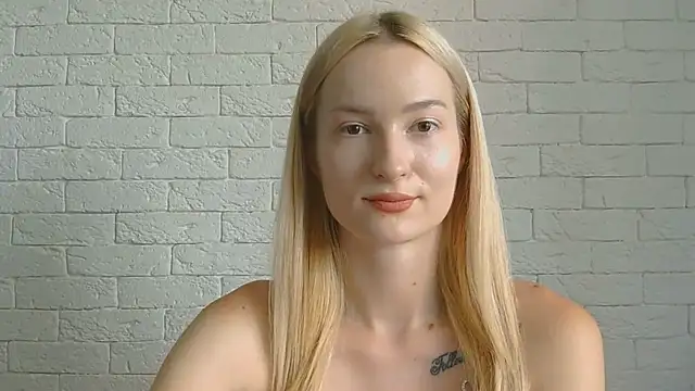 Snapshot of Alice_Sweet_01 chatting on June 2026 11:03:02 AM Alice Sweet 01 online show from June 2026 11:03:02 AM