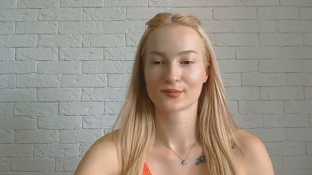 Snapshot of Alice_Sweet_01 chatting on July 2026 11:03:02 AM Alice Sweet 01 online show from July 2026 11:03:02 AM
