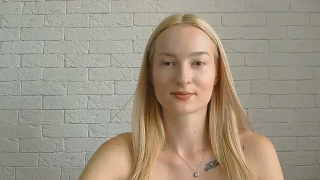 Snapshot of Alice_Sweet_01 chatting on July 2026 11:30:02 AM Alice Sweet 01 online show from July 2026 11:30:02 AM